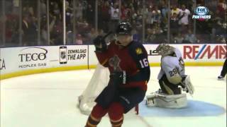 Aleksander Barkov uses one hand to score superb shootout goal