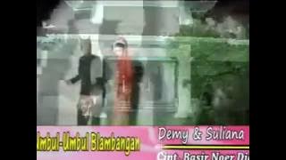 Umbul-Umbul Blambangan - Suliana feat Demy