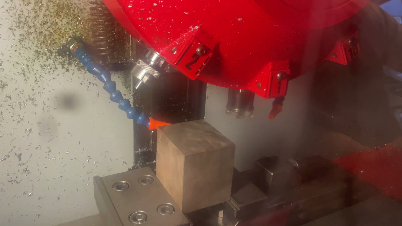 Köp CNC maskin Emco PC Mill 155 på Klaravik