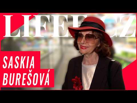 Saskia Burešová odhalila recept na věčné mládí: Žádný botox, ale práce na zahradě a vnučka
