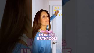 No digas “I’m in the bathroom” ❌ | Así se dice “está ocupado” en inglés 🚻🇬🇧