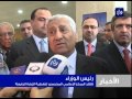 رئيس الوزراء يتفقد المركز الإعلامي