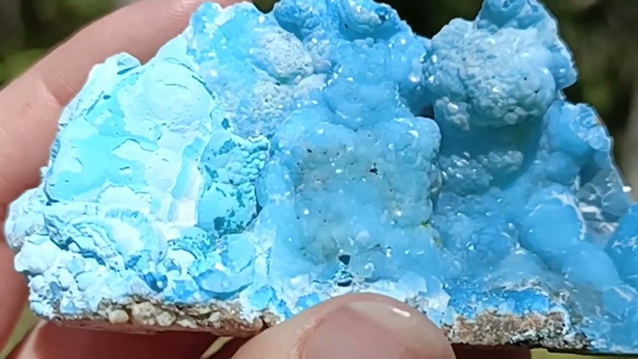 Hemimorfiitti, raaka