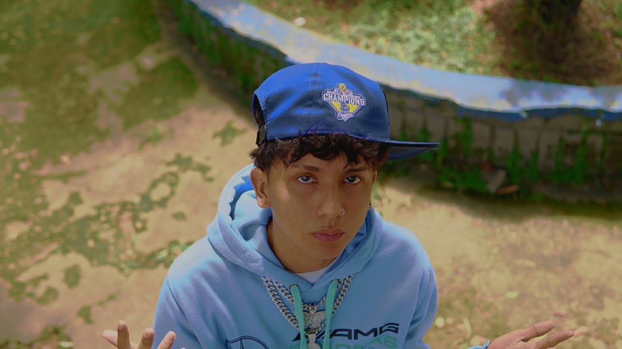 Artist gallery video 8