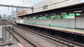 E531系0番台K483編成+E531系0番台K411編成が回送列車として北千住駅1番線を通過するシーン (回1281M) 2025.9.4.10:21