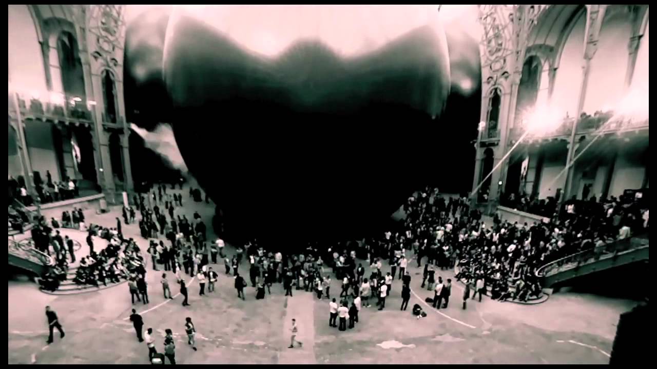 RED: Richie Hawtin faces Anish Kapoor's Leviathan - YouTube
