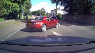 Using the junction as a roundabout and endangering and confusing others screenshot 5