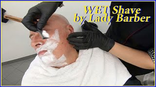 Expert Straight Razor Shave: A Luxurious Experience by Lady Barber Sofia screenshot 5