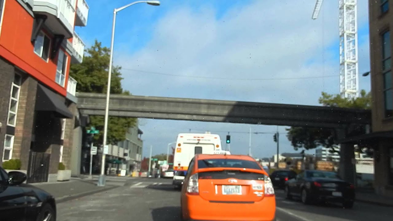Driving downtown Seattle in the Fall - YouTube