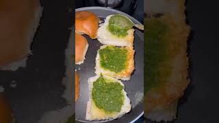 Vada Pav At Home| Yummy Vada Pav Recipe| Street Food India #shorts #youtubeshorts #foodie #pavbhaji