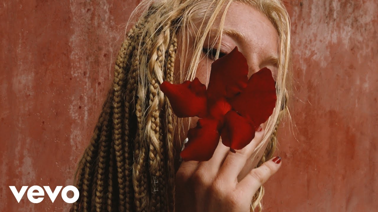 Watch Malva Vela - KORAJE on YouTube Watch Malva Vela - KORAJE on YouTube