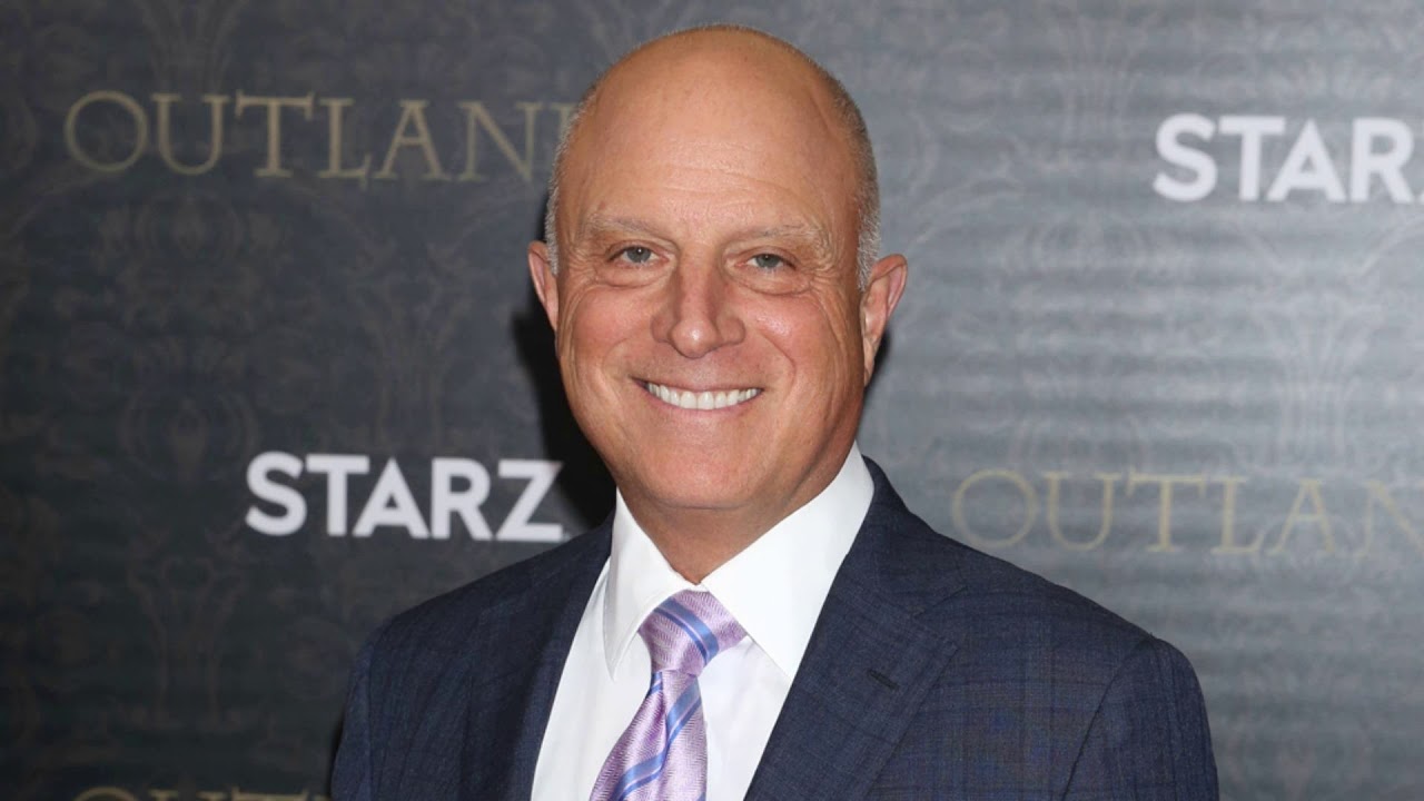 Outlander Cast: The Departure Of STARZ CEO Chris Albrecht And The