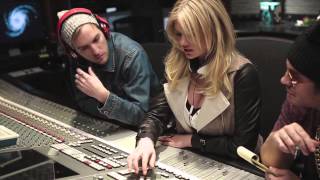 Kate Upton Stevie Johnson Big Boi Skullcandy s Take A Supermodel To Work Ep 2