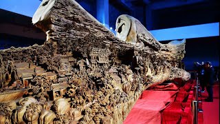 Chinese woodcarving master creates giant artwork from a single timber| CCTV English