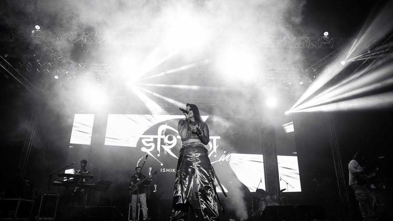 Ishika Live at Yuvaan Fest|DTU Collage |