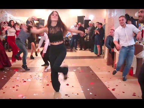 Танец пьяных греков. Greek Zeibekiko Dance. Выкуп свадебных быков.