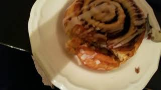 panera bread cinnamon roll review