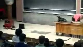 Lec 1, MIT 8 02, Electricity and Magnetism, Spring 2002, Vandegraph Experiment with Paper