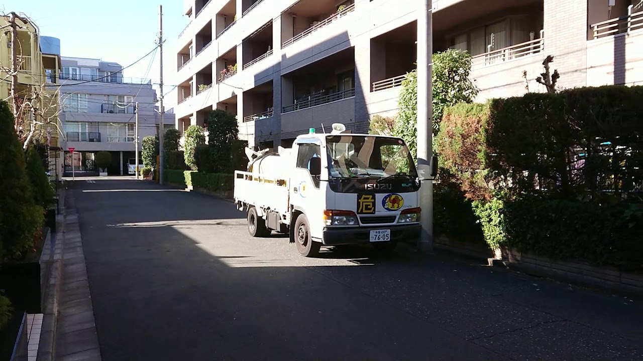 ラクダマークの灯油販売車 Youtube