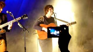 The Kooks - Carried Away- Lovely Song!! (Bombed Out Church, Liverpool) 19.05.11