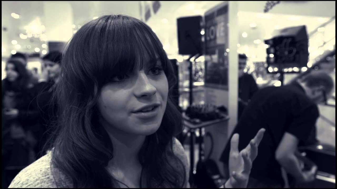 Promo following Gabrielle Aplin for John Lewis YouTube