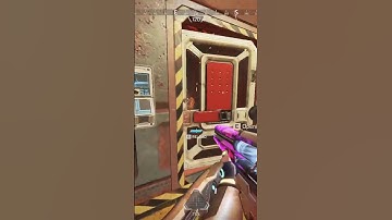 Is This Apex Streamer Cheating??? #apexlegends #apex #apexlegendsclips