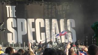 The Specials London Hyde Park Olympic Closing Ceremony Concert 8 12 12, Do the Dog