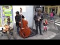 Los Madrugadores: "Minor Swing" - Busking in Madrid