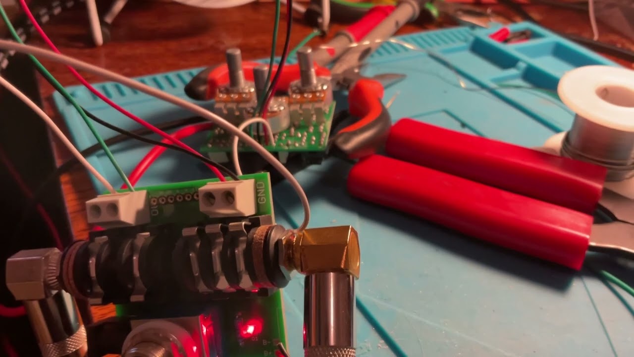 Fuzzdog Hype-R-Rat pedal build (RAT clone)