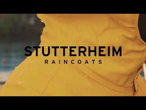 Video: Podívejte Se Dapper, Není Promočený, V Oděvu Stutterheim Od Hlavy Až K Patě