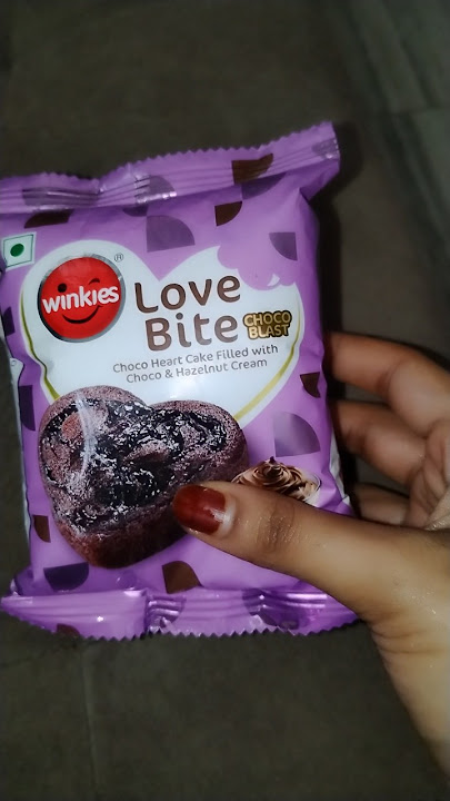 love shape Brownie ❤️ filled with choco & hazelnut cream😋😋 ||Riza--Nadasha ||