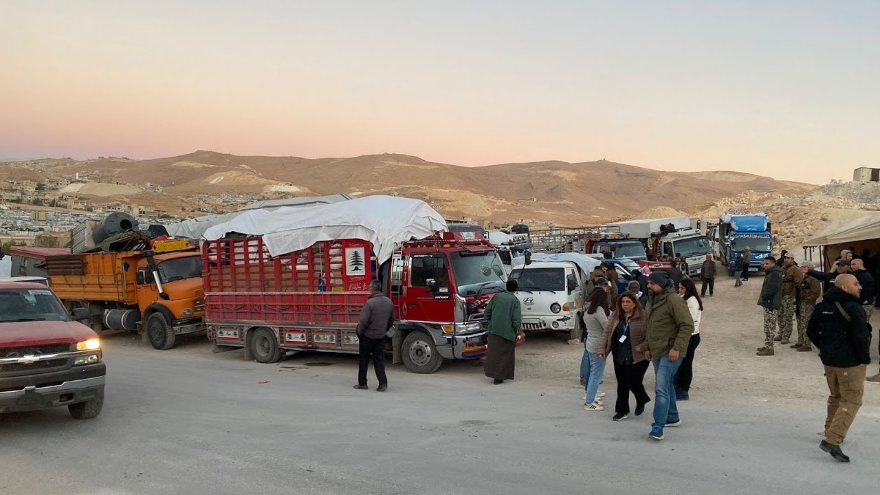 رصد تجمع لعائلات لاجئين سوريين في وادي حميد بمنطقة عرسال