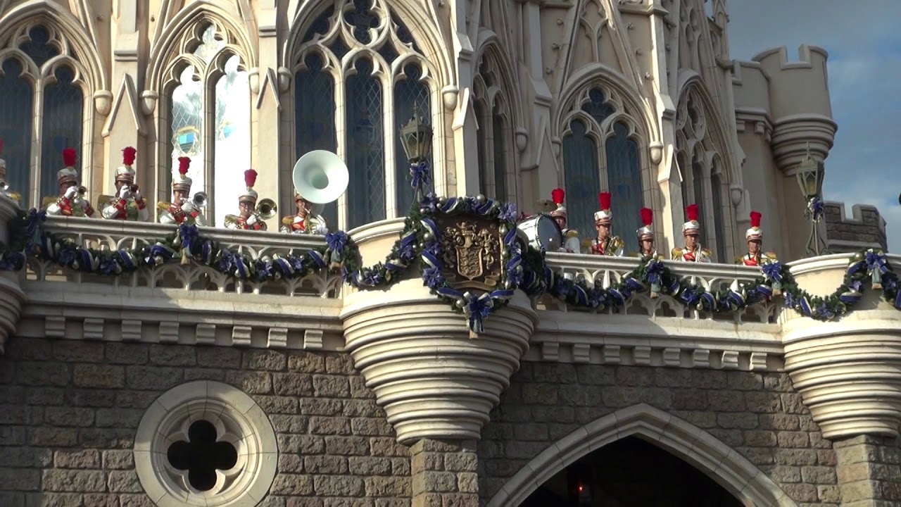 Tdl Tokyo Disneyland Band Christmas Balcony 東京ディズニーランド バンド クリスマス城バルコニー Youtube Tdl Tokyo Disneyland Band Christmas Balcony 東京ディズニーランド バンド クリスマス城バルコニー Youtube