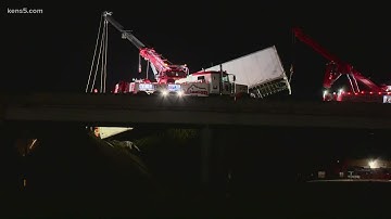 18-wheeler hanging off I-35 bridge in southwest San Antonio