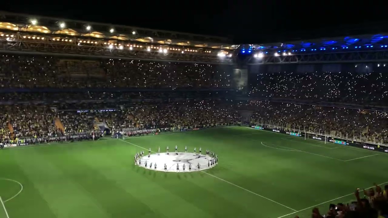 Şükrü Saraçoğlu Konser Alanına Döndü / Fenerbahçe - Benfica