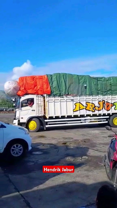 KEREN JUGA EKSPEDISI SATU INI || LINTAS FLORES #truk #truck #ekspedisi #shorts #shortvideo #viral