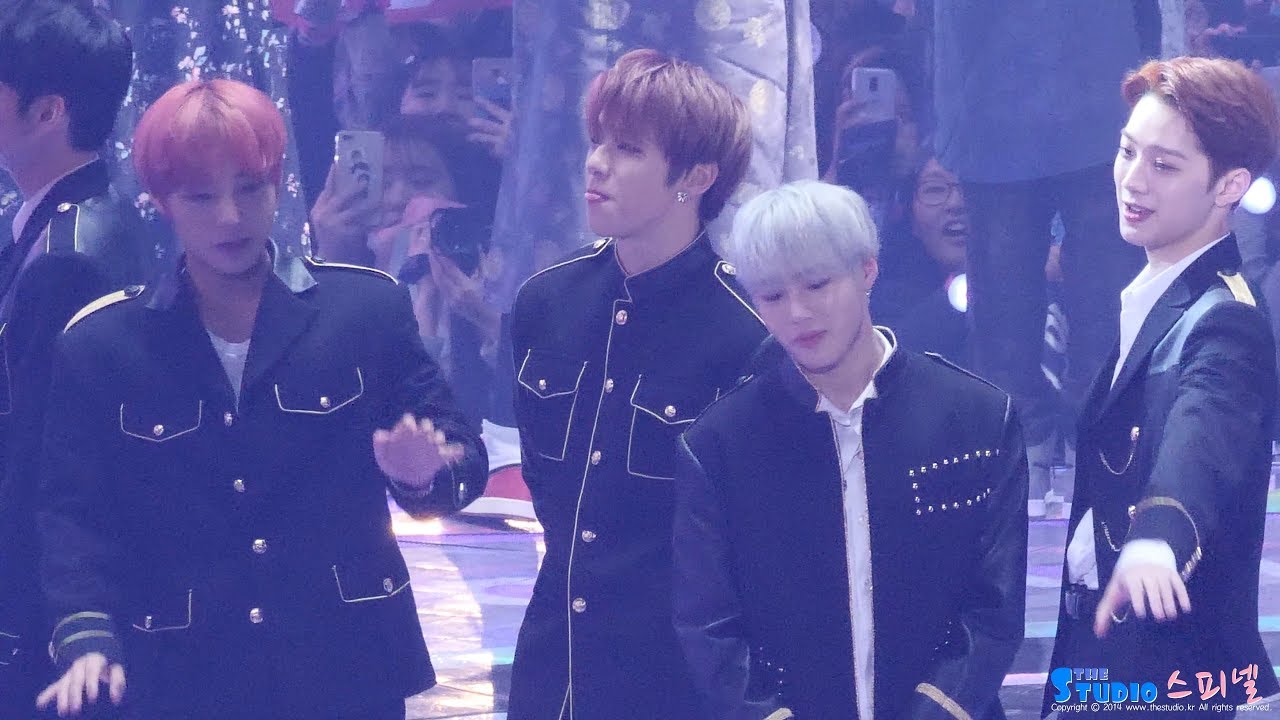 181201 시상식 끝난 후 뭉클한 워너원 WannaOne 강다니엘 Kang Daniel 직캠 by Spinel