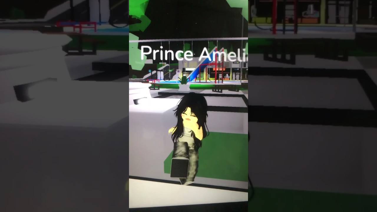 Princess Amelia Avatar in Roblox Brookhaven 🏡