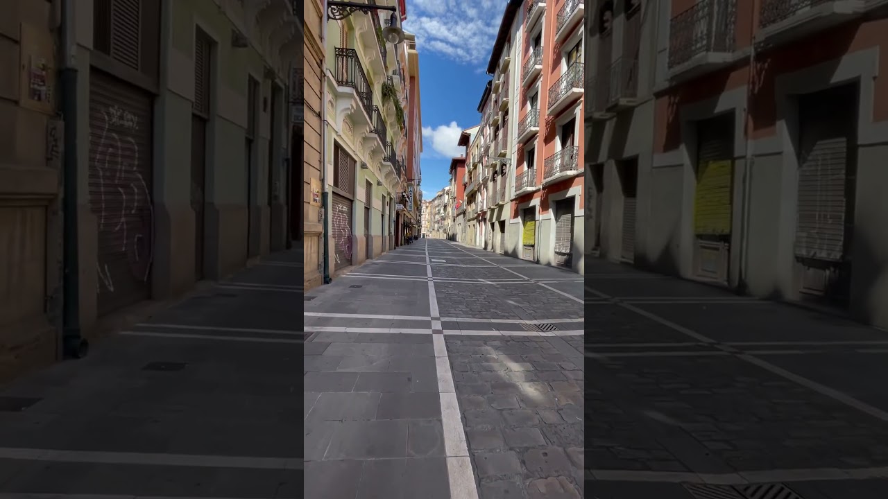 WALKING THROUGH A SMALL TOWN IN SPAIN 🇪🇸🏘️ 