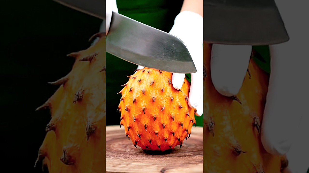 ASMR Cutting The Soursop 