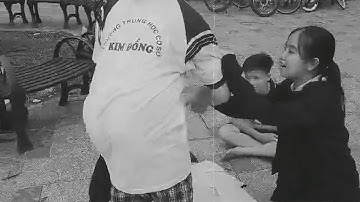 Vở kịch " Tức nước vỡ bờ".