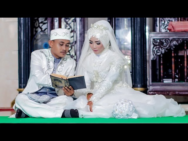 Akad Nikah Yulia Rahmah dan Muhammad Hendra (Aceh Wedding) KLUET STUDIO class=