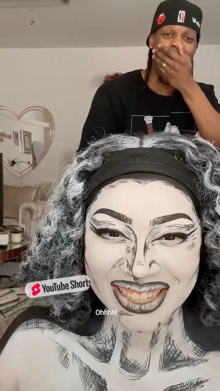 need an entire comic book series based on this look @BeatsByDeb #makeupartist #skill #reaction