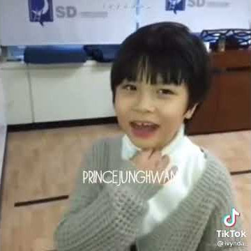 Download lagu yaampun junghwan😭 #junghwan #treasure #shorts #treasureshorts