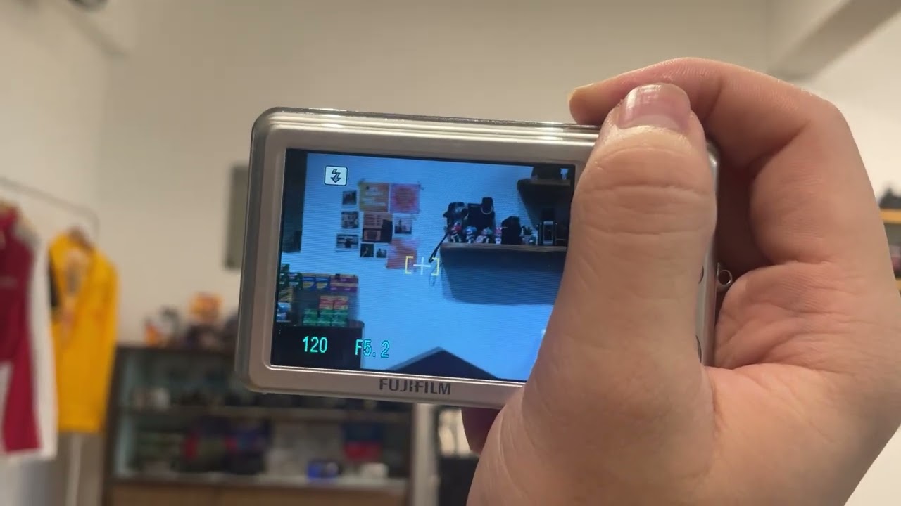 Fuji J30 - YouTube