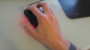 my hands are so cold im pvping with gloves ft. HACKERS (Minecraft Skywars)