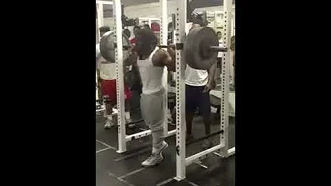 Cornelius Sublett smashing 435x5  Light work for t...