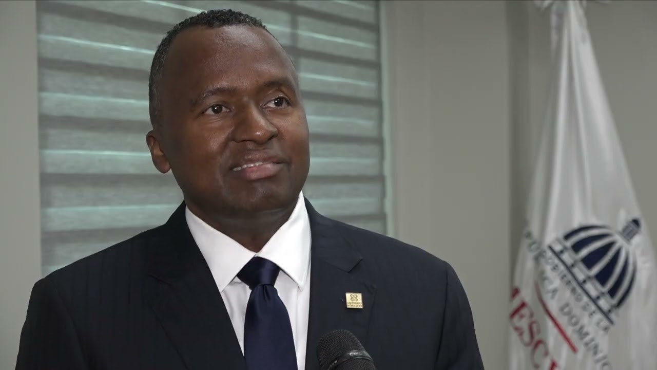 Estudiantes comentan sobre el programa de Becas Mescyt - España