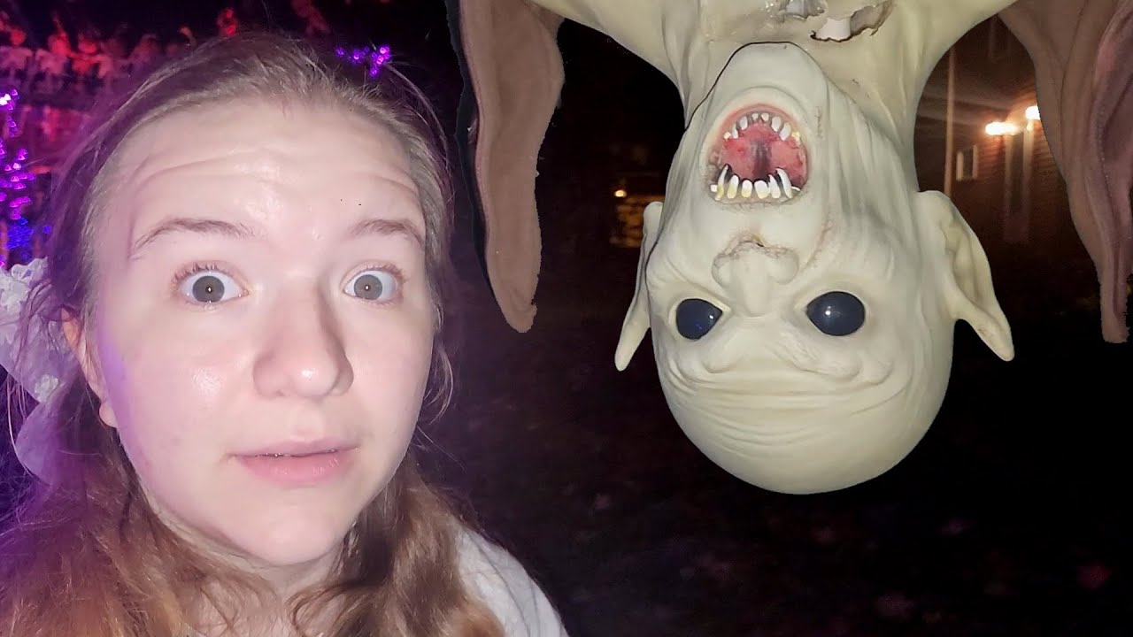 ВАМПИР ВО ДВОРЕ!