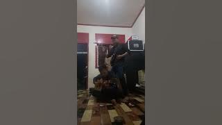 Air mata perpisahan cover by badrun